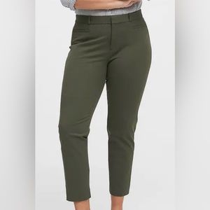 Curvy Skinny olive pants